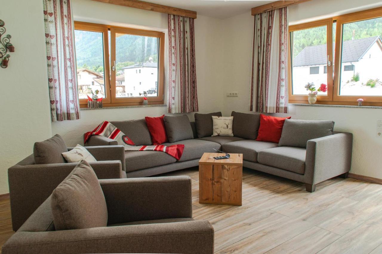 Ferienhaus Sennerhaeusl Sautens Luaran gambar